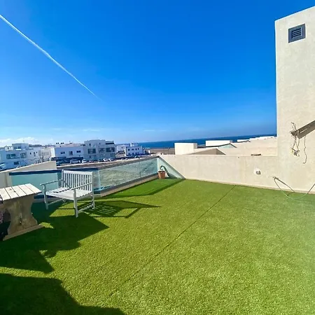 Apartamento Con Vistas Al Mar Y Piscina Comunitaria. Zona Lagos Apartment *